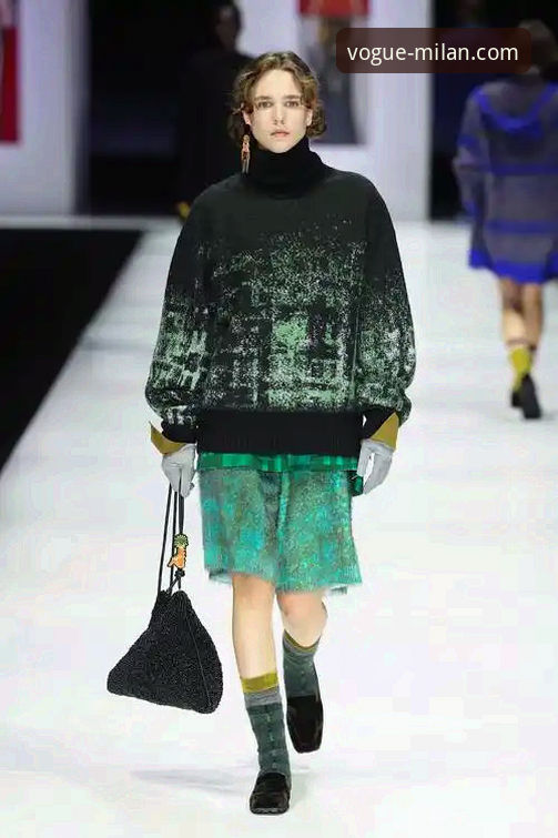 米兰最新款式 解码米兰最新款式的3个核心趋势:从T台到街头的风格演变